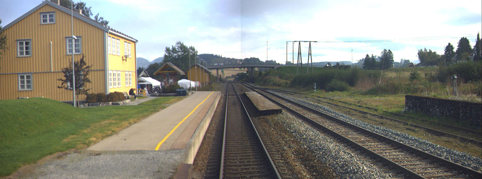 Åsen stasjon sett i retning fra Oslo