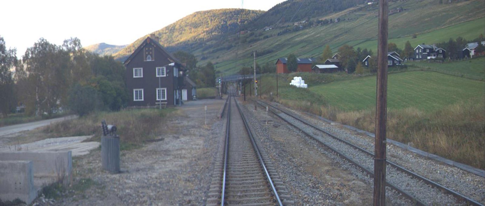 Dovre stasjon sett i retning fra Oslo
