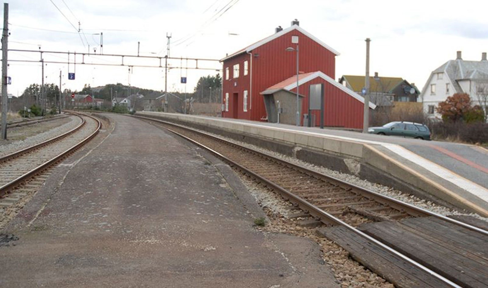 Ogna stasjon sett i retning fra Oslo