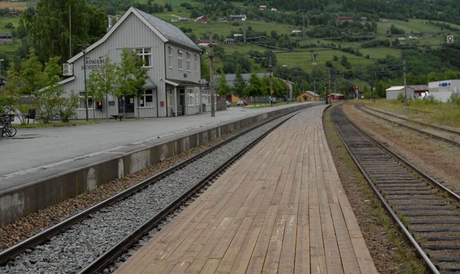 Ringebu stasjon sett i retning mot Oslo