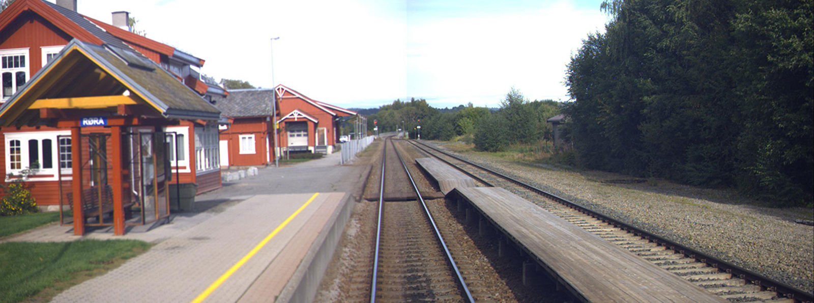 Røra stasjon sett i retning fra Oslo
