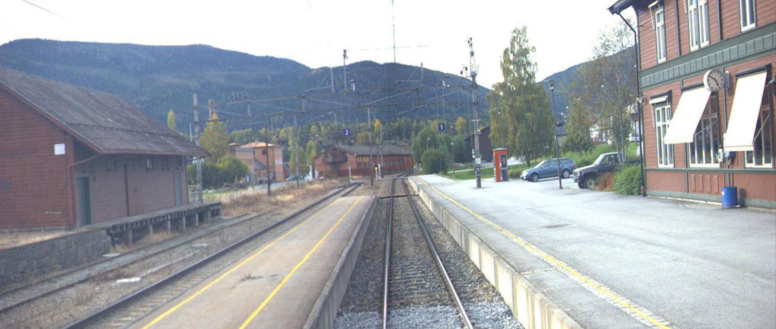Vinstra stasjon sett i retning fra Oslo